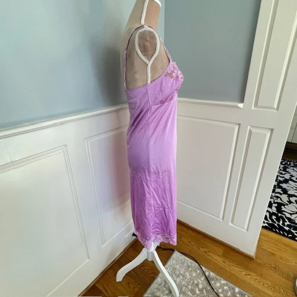 Vintage Kayser Nylon Lace Mellow Grape Full Slip 80's Deadstock NWT 32 - Picture 4 of 7